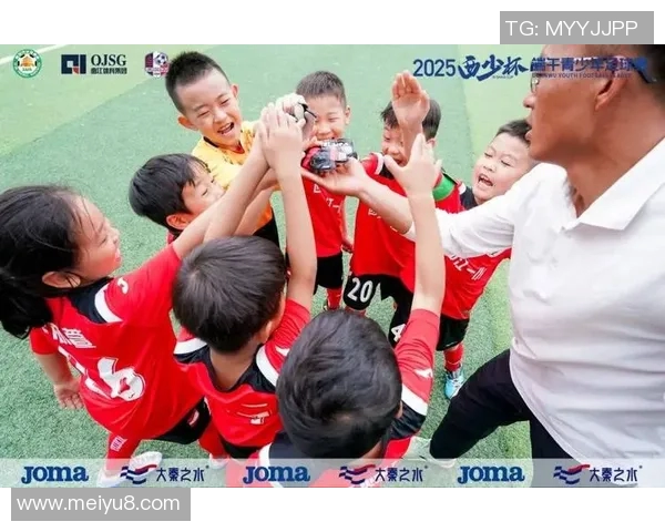 端午佳节祝福送足球明星齐聚展风采 端午佳节祝福送足球明星齐聚展风采