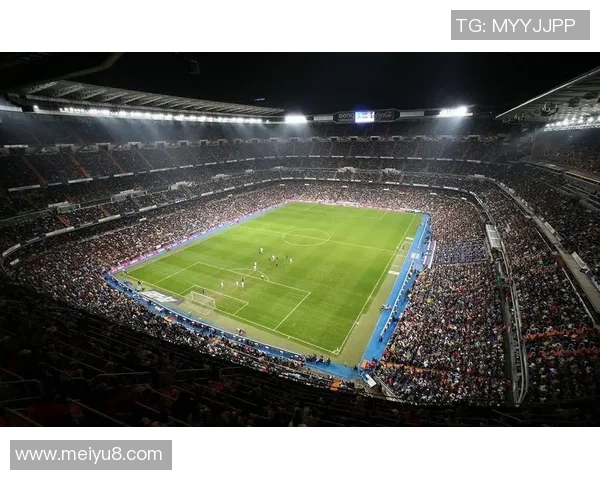 足球明星卡点图片分享让你领略球场风采与魅力瞬间 足球明星卡点图片分享让你领略球场风采与魅力瞬间