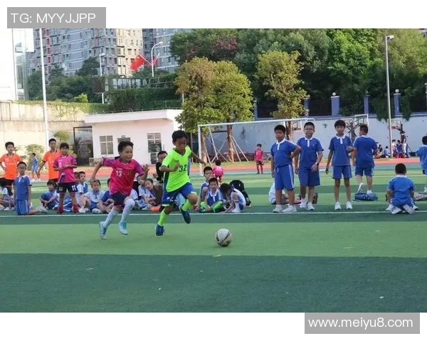 深圳市校园足球明星展现青春风采助力足球文化发展新篇章 深圳市校园足球明星展现青春风采助力足球文化发展新篇章